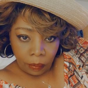 Meet your Posher, Debra